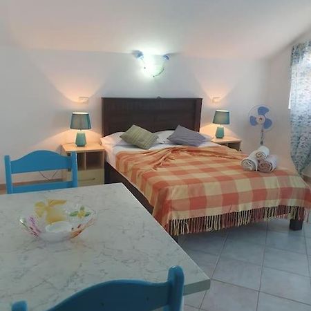 Tres Caravelas Studio Flats Santa Maria Luaran gambar