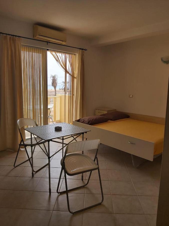 Tres Caravelas Studio Flats Santa Maria Luaran gambar