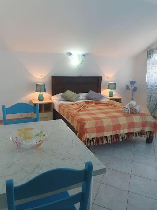 Tres Caravelas Studio Flats Santa Maria Luaran gambar