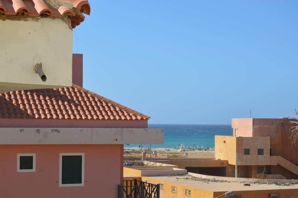 Tres Caravelas Studio Flats Santa Maria Luaran gambar