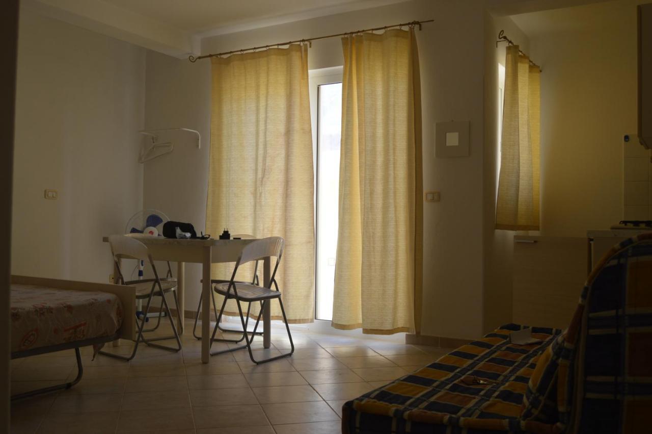 Tres Caravelas Studio Flats Santa Maria Luaran gambar