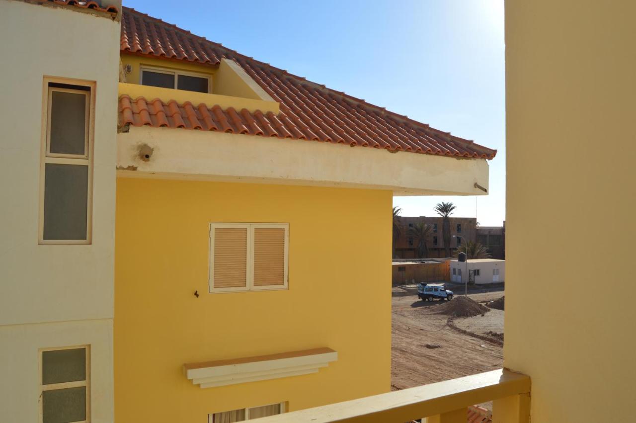 Tres Caravelas Studio Flats Santa Maria Luaran gambar